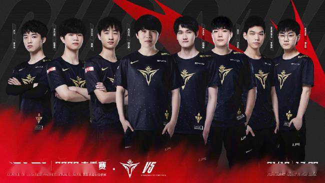 [英超]第8轮：伍尔弗汉普顿1-2曼城 集锦.